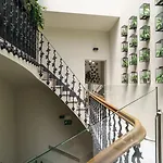 The Valentia Cabillers Hotel Valence