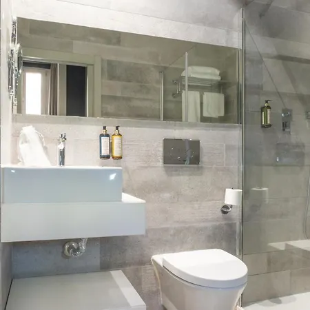 The Valentia Cabillers فندق 4*